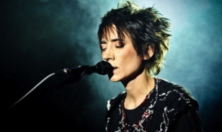 Земфира пообещала, что на её концерте в Омске будут играть «классные иностранные музыканты»